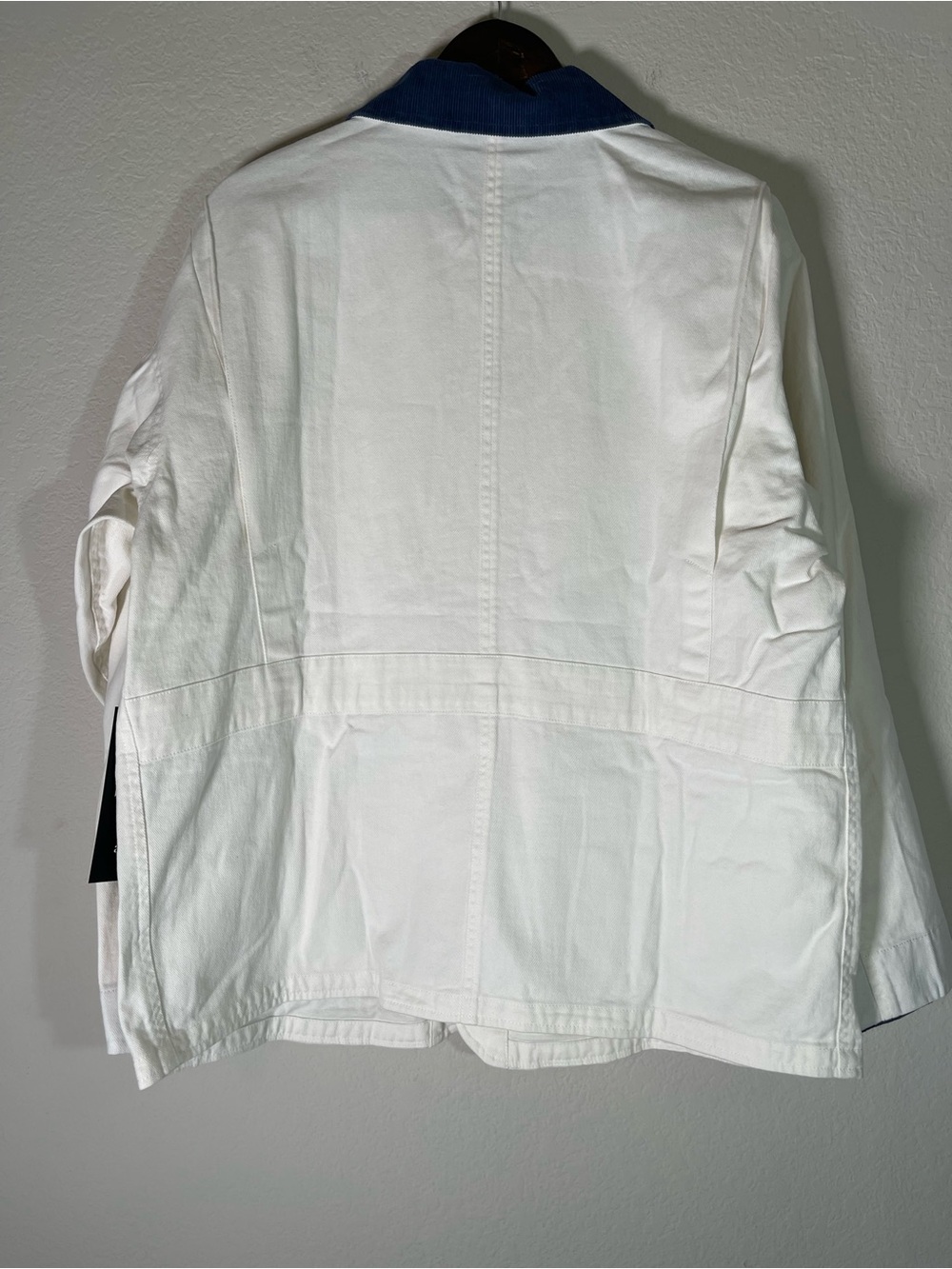 Tuckernuck White Bunny Barn Jacket Size Medium NWT Relaxed Fit Corduroy Collar - Picture 15 of 16